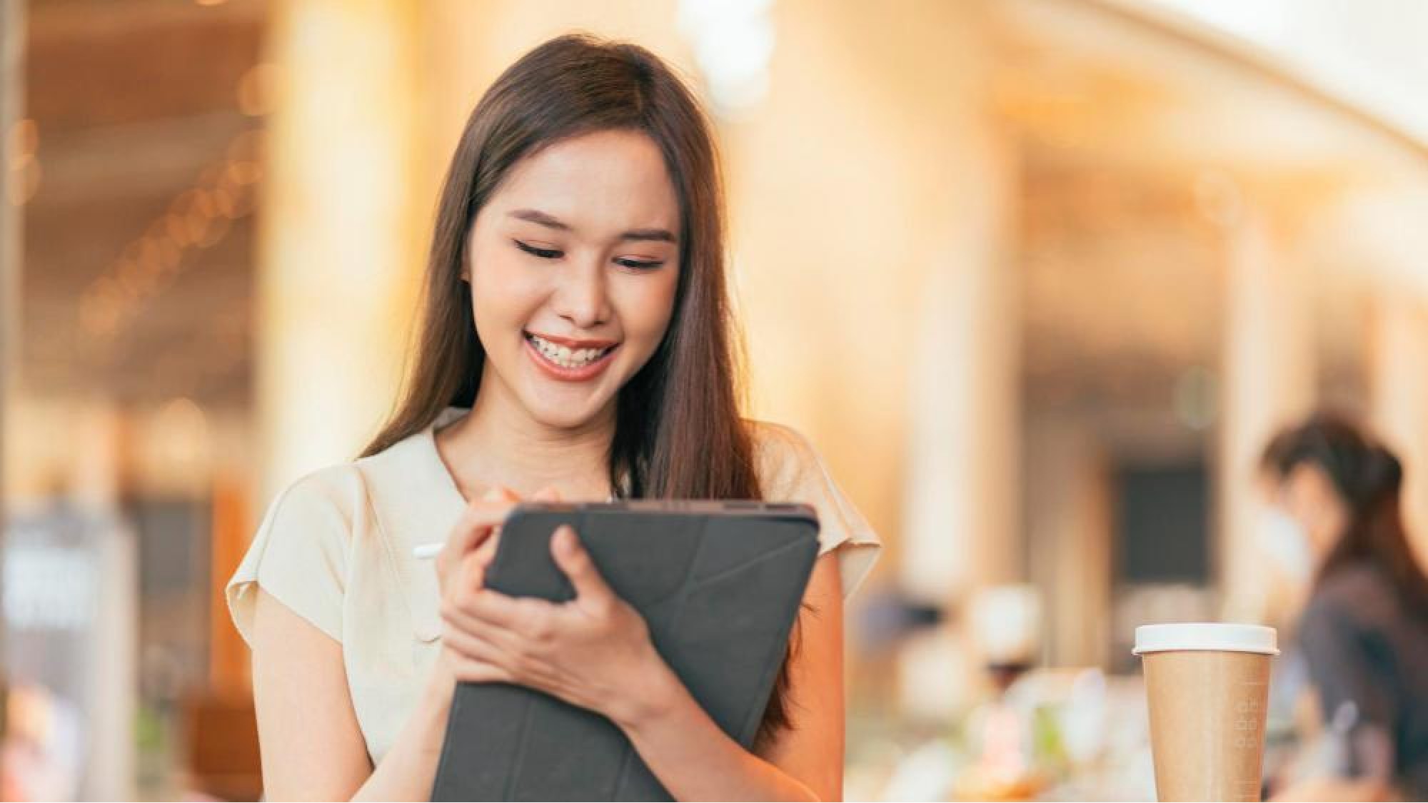 https://searchneasy.com/image/cache/blogs/how-to-choose-a-digi-2000x1125.jpg