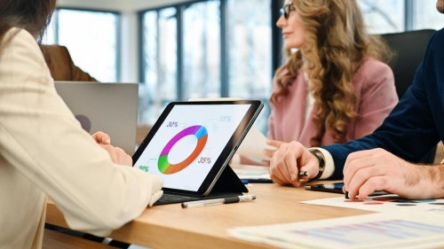 How Many Customers Are You Losing Because Nobody Followed Up? How Many Customers Are You Losing Because Nobody Followed Up?